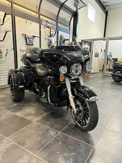 Oppotunity doesn't knock it RUMBLES!!! Looking for a Have you always wanted a Harley? PRICE INCLUDES...