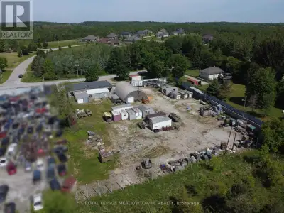 This 1.40-acre property in rural Halton Hills offers excellent potential under the current RCC zonin...
