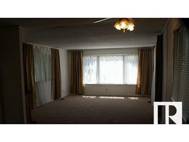 443 10770 Winterburn RD NW Edmonton, Alberta in Houses for Sale in Edmonton - Image 2