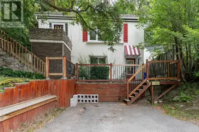 Welcome to this charming 3 bedroom, 2 bathroom home located in the desirable South End Lockerby neig...
