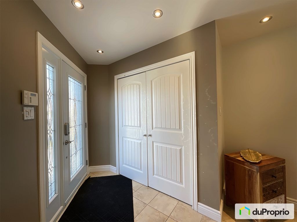 $769,000 - Price Taxes Included - 2 Storey in Vaudreuil-Dorion — photo 3