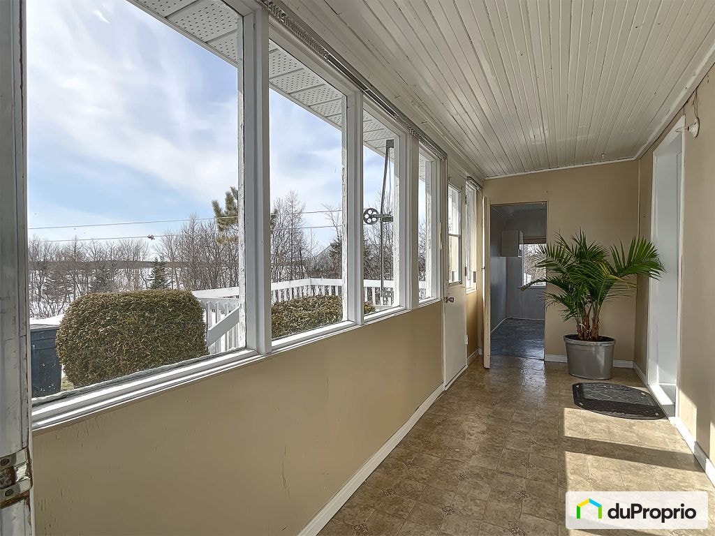 $240,000 - 1 1/2 Storey for sale in Normandin — photo 2