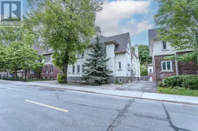 A  MAIN - 809 DUPLEX AVENUE Toronto (Lawrence Park South), Ontar