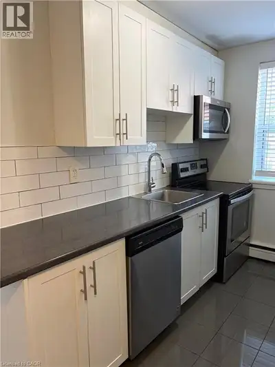 Tastefully updated and spacious 2-bedroom apartment available now! Offering approximately 800 sq. ft...
