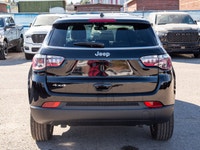 4x4, 2.0L Turbo, Heated Seats, Backup Camera, Full-Speed Forward Collision Warning Plus, Active Lane... (image 3)