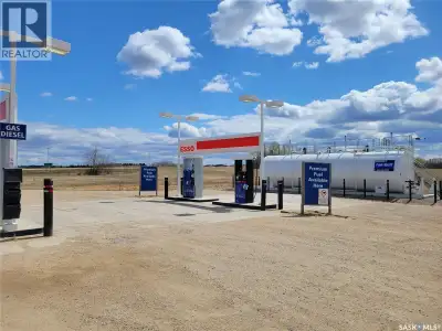 Perfect Location to stop for Fuel and Grab a snack and Go. The brand name Gas Station (ESSO) with a...