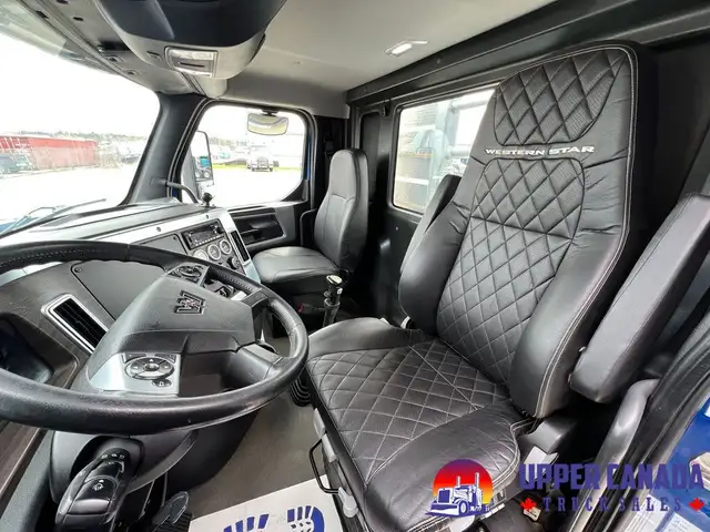 2024 Western Star 49X Tri-Drive in Heavy Trucks in Saskatoon - Image 18