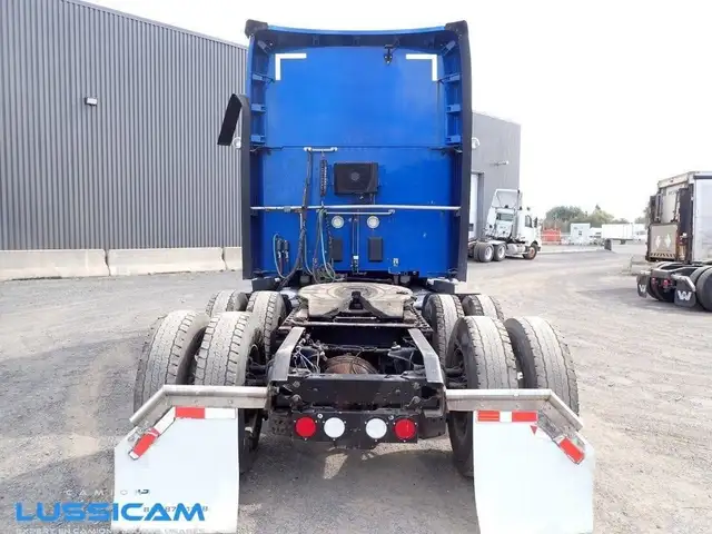 2020 Kenworth T680 in Heavy Equipment in Longueuil / South Shore - Image 7