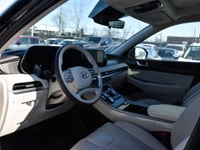 Low Mileage, Heads Up Display, Cooled Seats, Sunroof, Leather Seats, Premium Audio! Filling a huge g... (image 8)