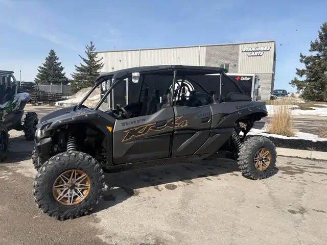 2024 Kawasaki Teryx KRX® 4 1000 eS SE - Metallic Flat Raw Grayst in ATVs in Markham / York Region - Image 4