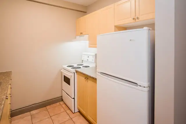 2 bedroom apartment on Harmony Square in Long Term Rentals in Brantford - Image 9