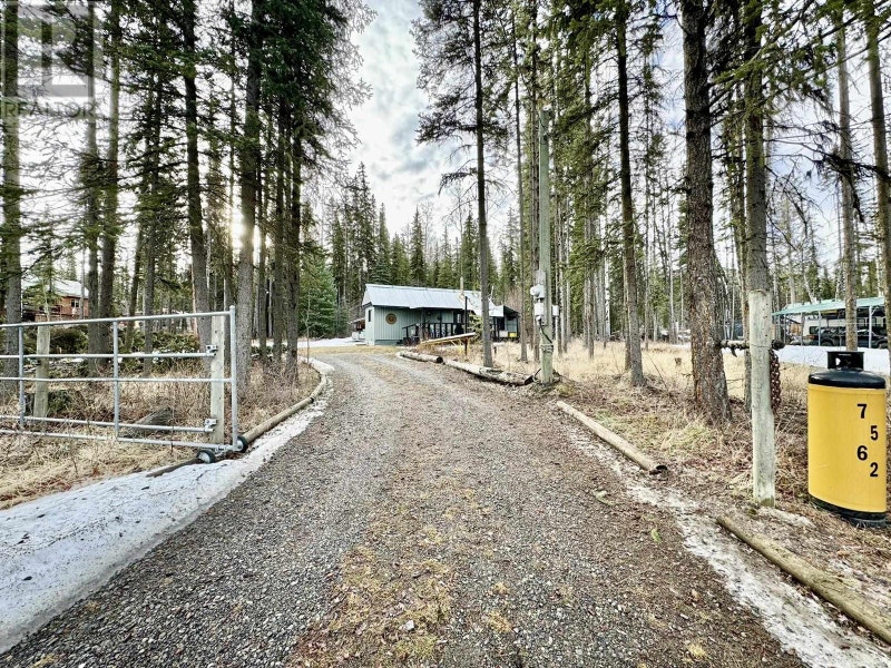 7562 WOMACK ROAD Deka Lake / Sulphurous / Hathaway Lakes, Britis