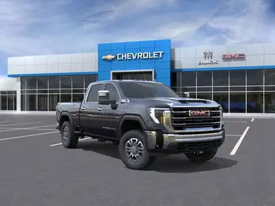 This GMC Sierra 3500HD delivers a Turbocharged Diesel V8 6.6L/ engine powering this Automatic transm...