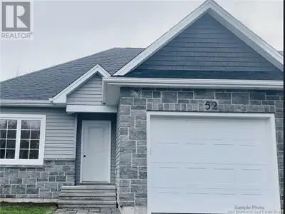 When Viewing This Property On Realtor.ca Please Click On The Multimedia or Virtual Tour Link For Mor...