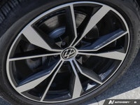 * Drivetrain: 4MOTION All-Wheel Drive. * Transmission: 8-speed automatic transmission with manual sh... (image 8)