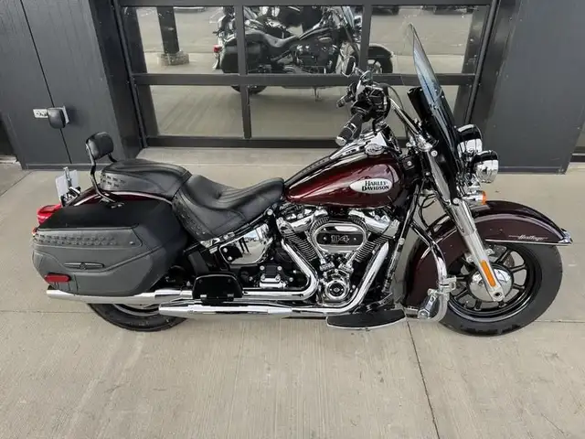 2022 Harley-Davidson FLHCS - Heritage Classic 114 in Street, Cruisers & Choppers in Saskatoon - Image 10