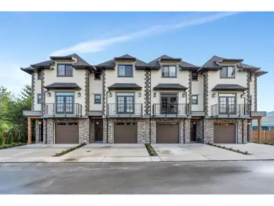 Welcome to "ferns" a small but well designed development of 8 units. This is the brand new corner un...