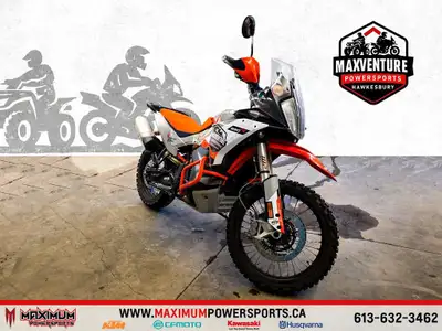 KTM 890 ADVENTURE R DEMO 2025 La KTM 890 Adventure R 2025 est une moto d’aventure polyvalente, conçu...