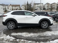 Crowfoot Hyundai, AMVIC Licensed Dealer Mileage: 35,193 km Accident History: No accidents Drive with... (image 3)