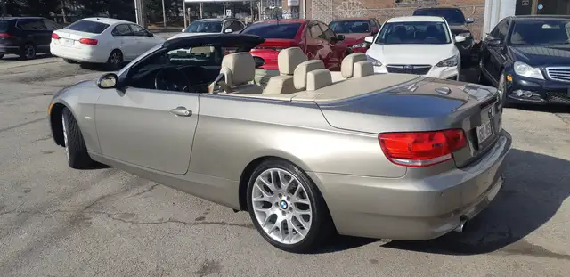 2008 BMW 3 Series 335i Convertible in Cars & Trucks in City of Toronto - Image 7