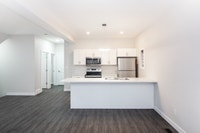 Houses Rental Properties for Rent in Osborne Village Welcome to 118 Lewis Street, where you'll find... (image 1)