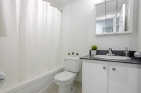 Offre spéciale : 3 mois de loyer à 50 % !* Appartements 3 (2 chambre) disponibles dès maintenant au... (image 4)