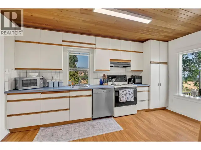 1275 Munson Avenue Penticton, British Columbia in Land for Sale in Penticton - Image 14