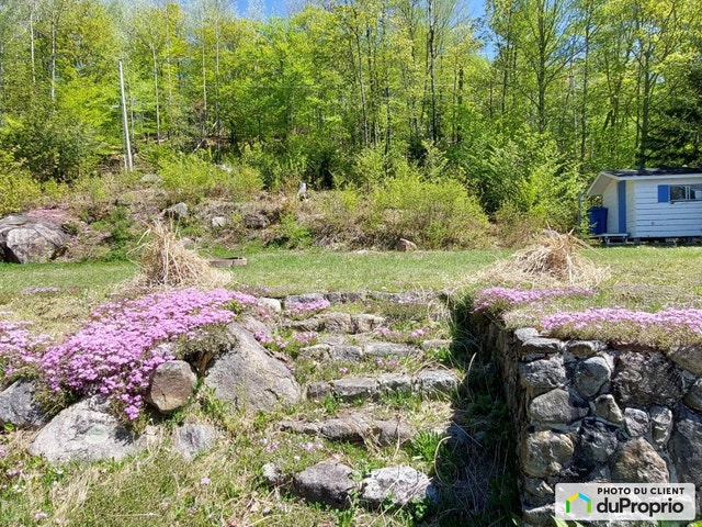 $280,000 - Residential Lot in Ste-Marguerite-Du-Lac-Masson — photo 1