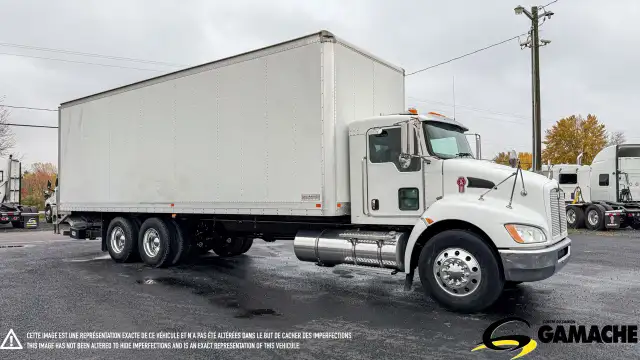 2018 KENWORTH T370 TRUCK DRY BOX VAN WITH TAILGATE in Heavy Trucks in Edmonton - Image 5