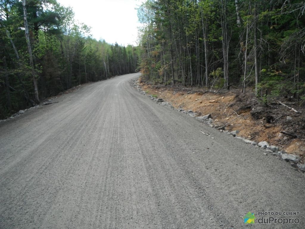 $750,000 - Land to be developed for sale in Baie-St-Paul — photo 1