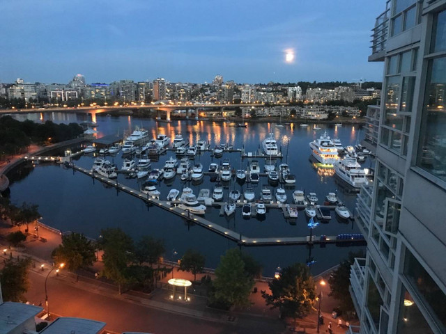 Furnished 2 bed/2bath Waterfront Yaletown Vancouver Condo in Long Term Rentals in Vancouver