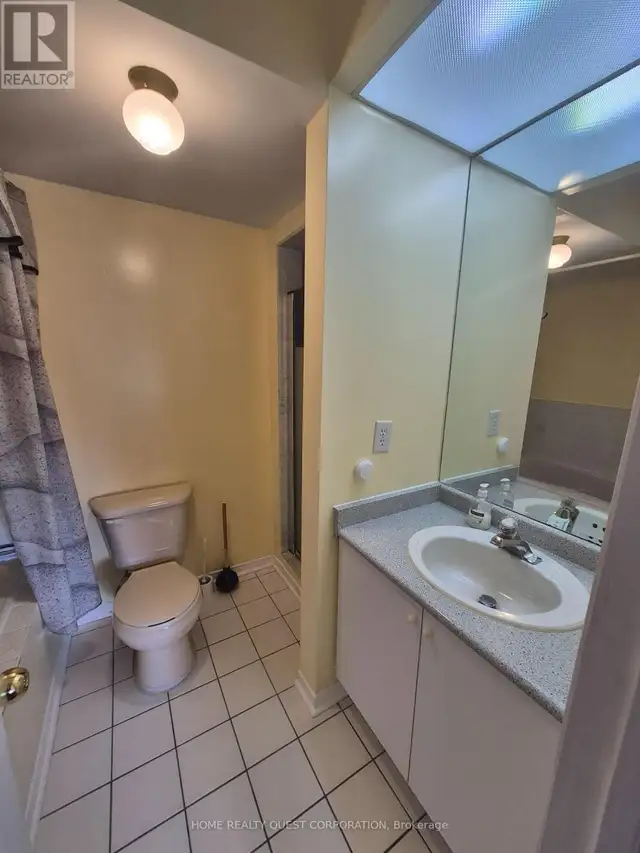 90 - 455 APACHE COURT Mississauga (Hurontario), Ontario in Long Term Rentals in Mississauga / Peel Region - Image 4
