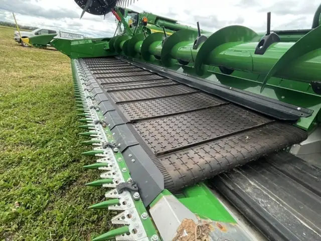 2022 John Deere HD40R in Farming Equipment in Swift Current - Image 17