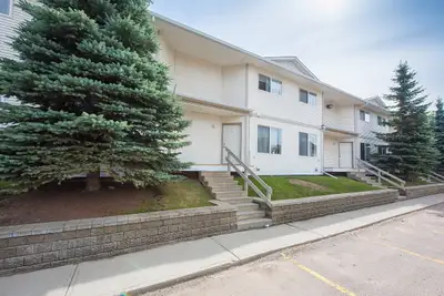 Grove Estates - Townhome Townhome for Rent