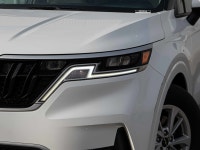 Prices excludes GST and cost/charges associated with financing.CARFAX Link:https://vhr.carfax.ca/?id... (image 3)