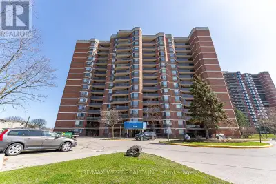207 - 238 ALBION ROAD Toronto (Elms-Old Rexdale), Ontario