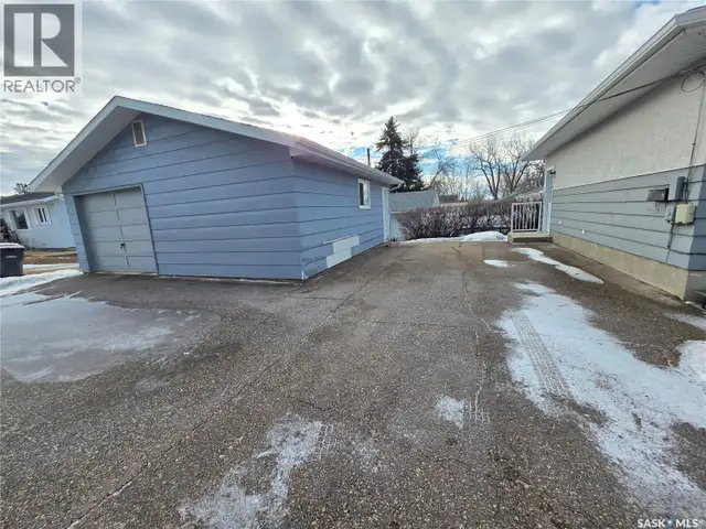 1420 Chaplin STREET E Swift Current, Saskatchewan in Houses for Sale in Swift Current - Image 27