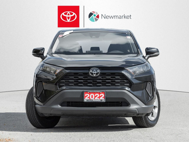 2022 Toyota RAV4 LE in Cars & Trucks in Markham / York Region - Image 2