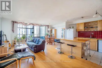 1103 - 135 MARLEE AVENUE Toronto (Briar Hill-Belgravia), Ontario