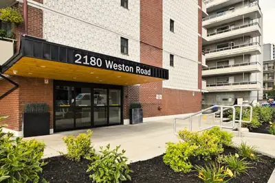 Scarlett View Apartments Conveniently located at Weston Road and Lawrence, Scarlett View Apartments...