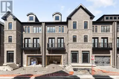 9 - 260 EAGLE STREET Newmarket (Central Newmarket), Ontario