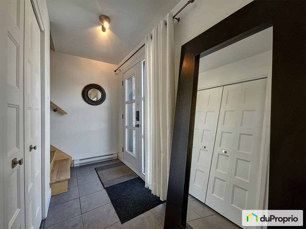 $424,900 - Townhouse for sale in Lac-Delage — photo 2