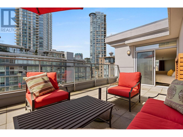 PH7 618 ABBOTT STREET Vancouver, British Columbia in Condos for Sale in Vancouver - Image 2