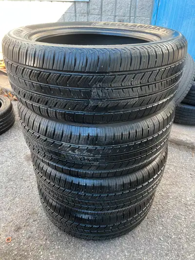 Very nice set of Yokohama Geolander X-CV G057 Bluearth all season tires. 255/55/20 9/32nd tread rema...