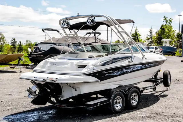 2008 Crownline 210LS in Powerboats & Motorboats in Rimouski / Bas-St-Laurent - Image 7