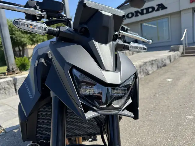 2025 Honda CB750AS Hornet ABS in Sport Bikes in Kitchener / Waterloo - Image 11