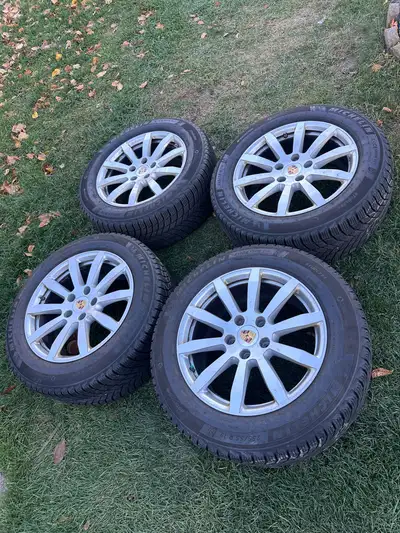 255/55/19 275/50/19 275/45/20 Porsche cayenne 4s gts turbo turbo gt ehybrid panamera . 5x130 I have...