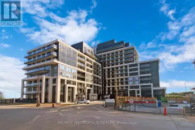 Welcome to this 1 bed + den in the prestigious upper west side condos by Branthaven in Oak Village....