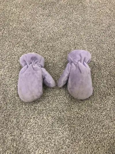 Baby Mittens (Light Purple), View more