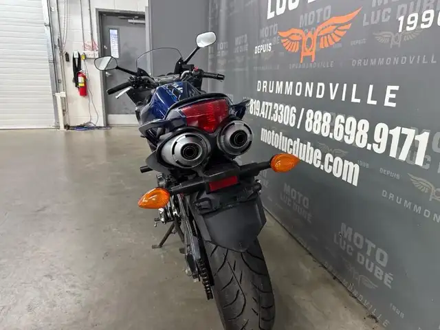 2009 Yamaha FZ6 in Sport Bikes in Drummondville - Image 11